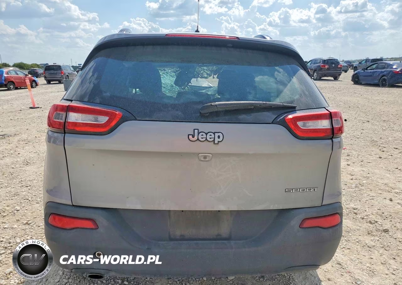 2015 Jeep Cherokee Sport VIN:1C4PJLAB4FW617002 - 6