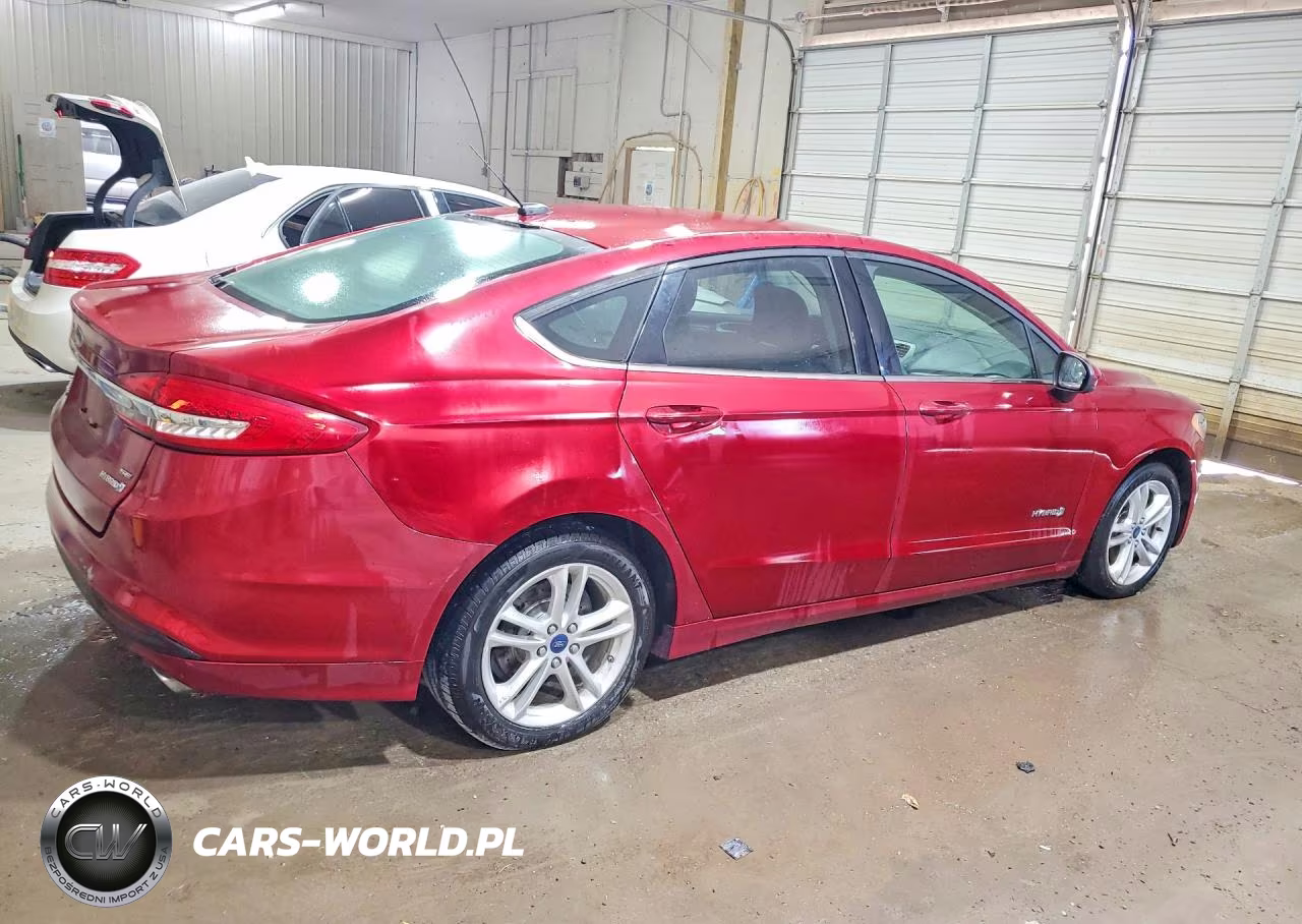 2018 Ford Fusion Se Hybrid VIN:3FA6P0LU3JR141382 - 3