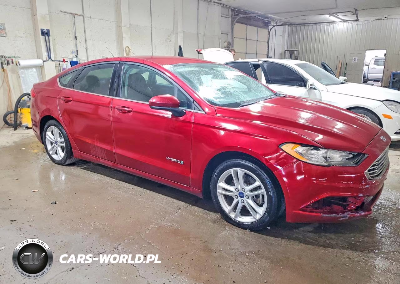 2018 Ford Fusion Se Hybrid VIN:3FA6P0LU3JR141382 - 4