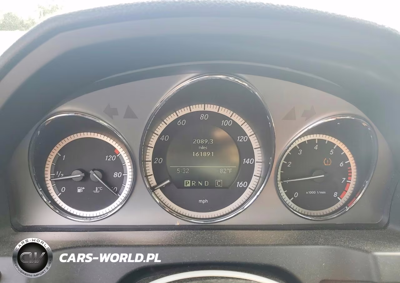 2010 Mercedes-Benz C 300 4Matic VIN:WDDGF8BB9AR095865 - 9