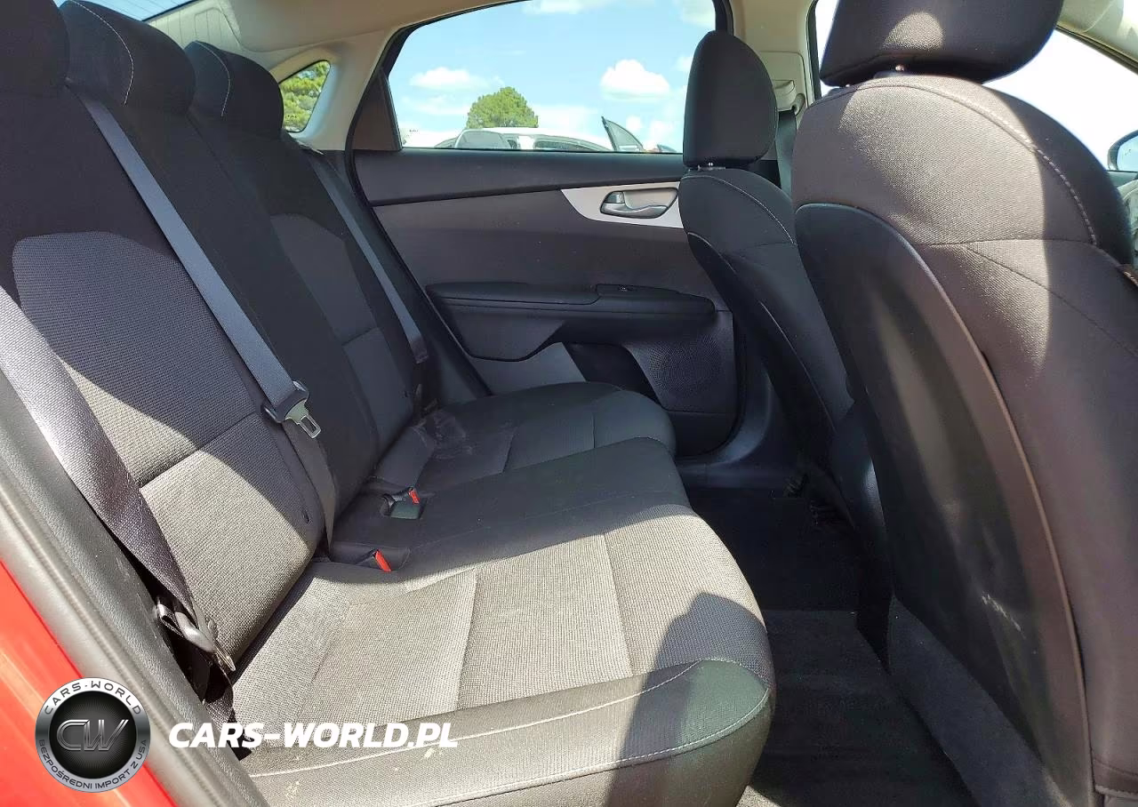 2024 Kia Forte Lxs VIN:3KPF24AD0RE836537 - 10