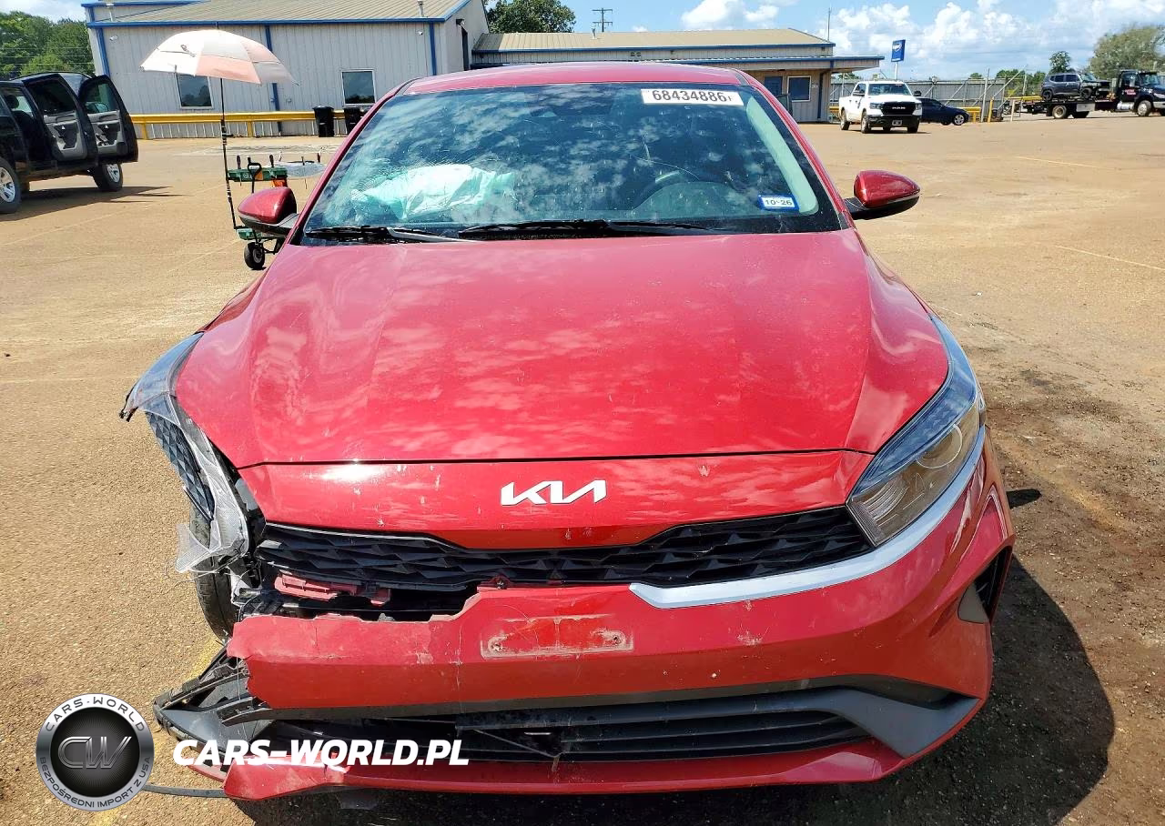 2024 Kia Forte Lxs VIN:3KPF24AD0RE836537 - 5