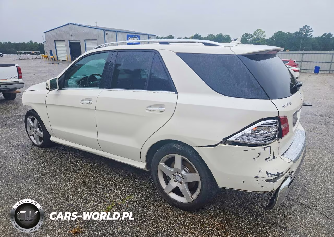 2014 Mercedes-Benz Benz VIN:4JGDA5JB4EA388777 - 2