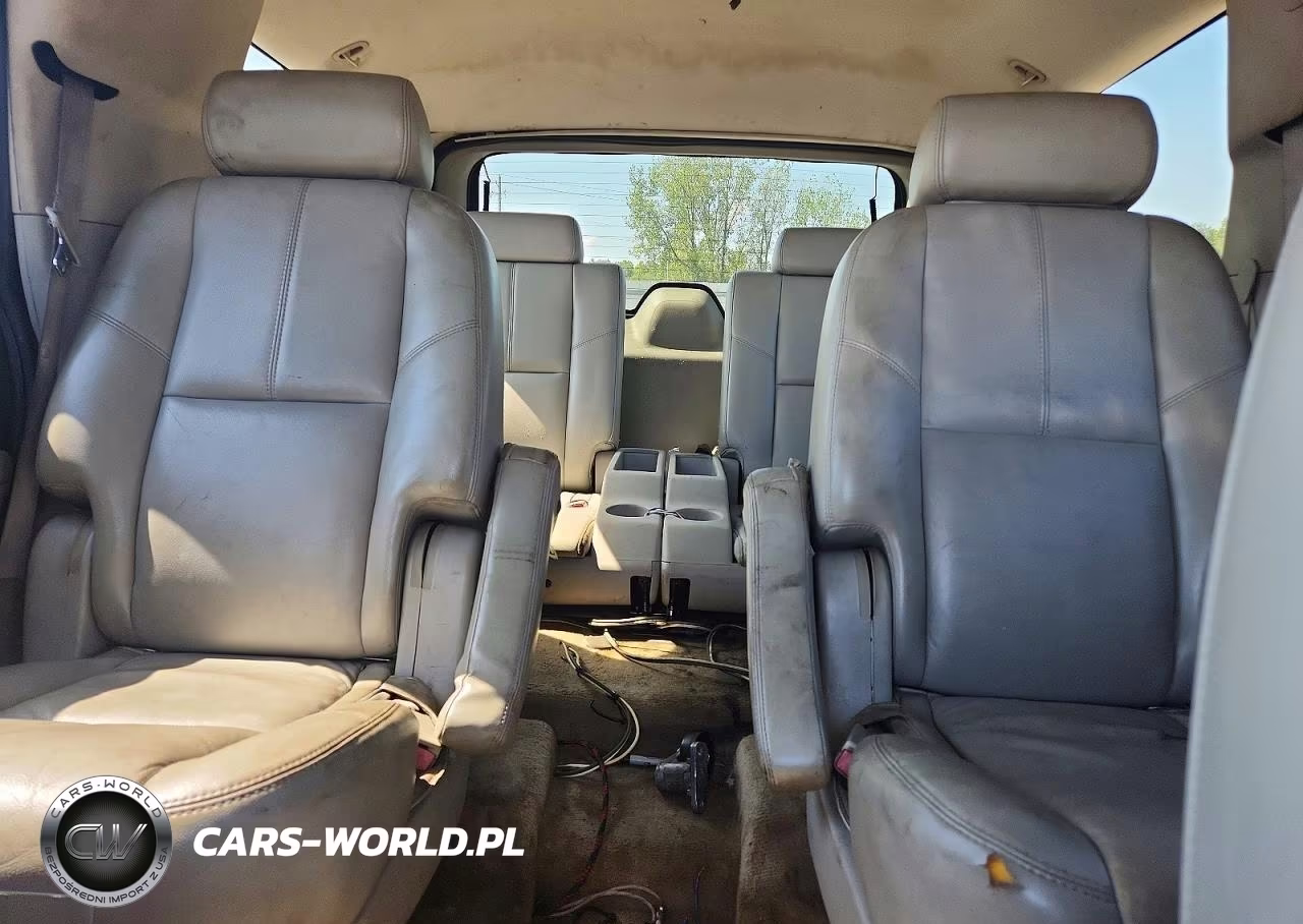 2007 Chevrolet Tahoe K1500 VIN:1GNFK13047J113953 - 10