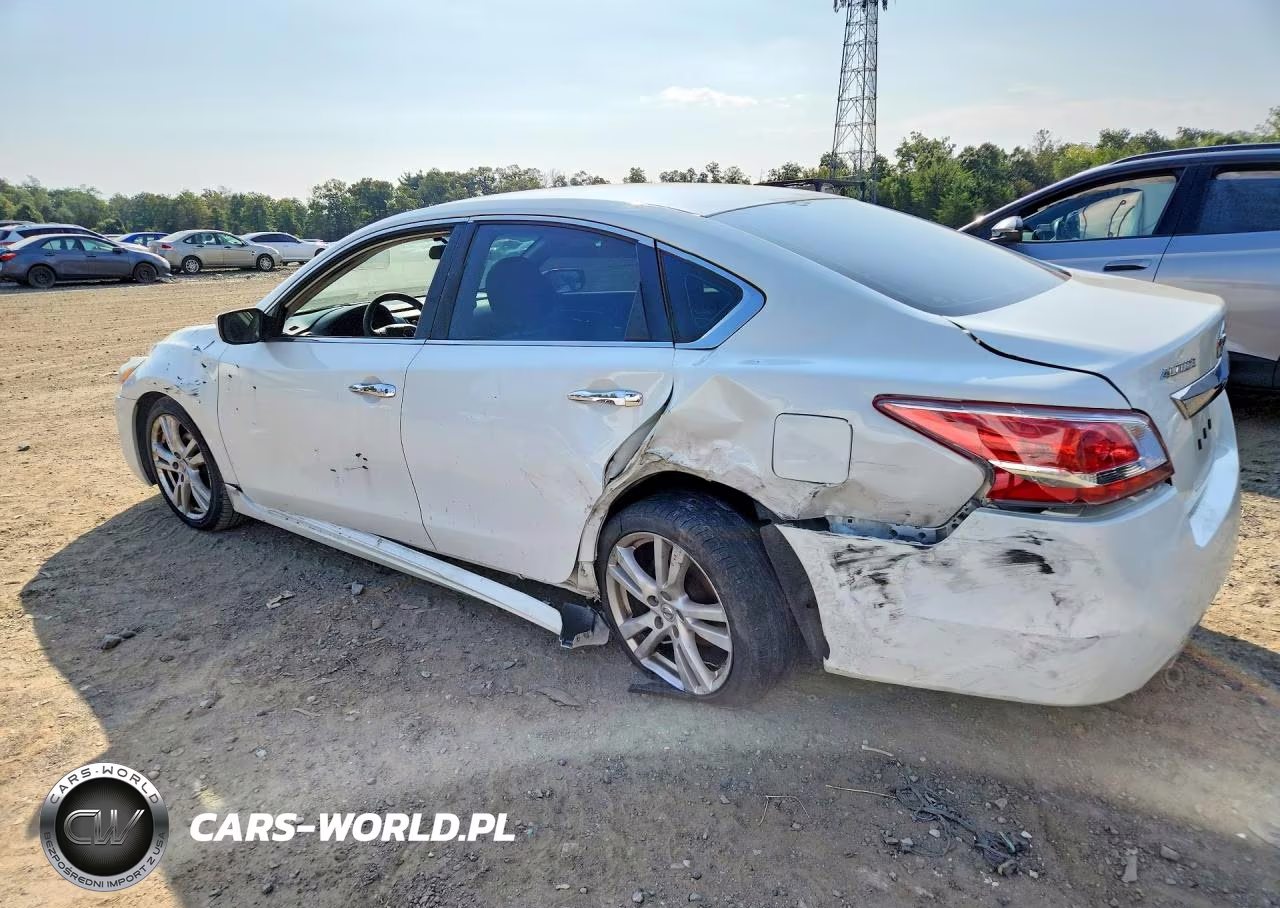 2013 Nissan Altima 3.5 S VIN:1N4BL3AP1DN570679 - 2