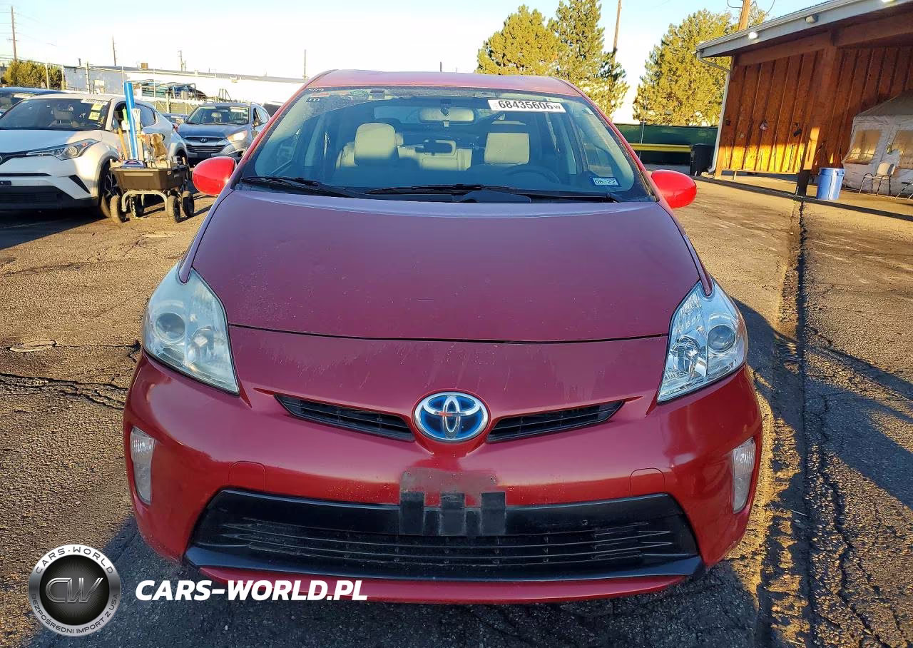 2012 Toyota Prius Two VIN:JTDKN3DU2C1543616 - 5