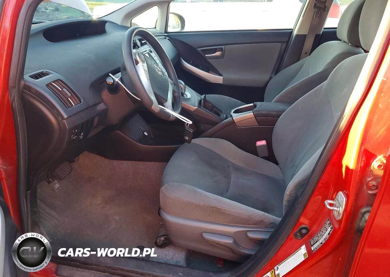 2012 Toyota Prius Two VIN:JTDKN3DU2C1543616 - 7