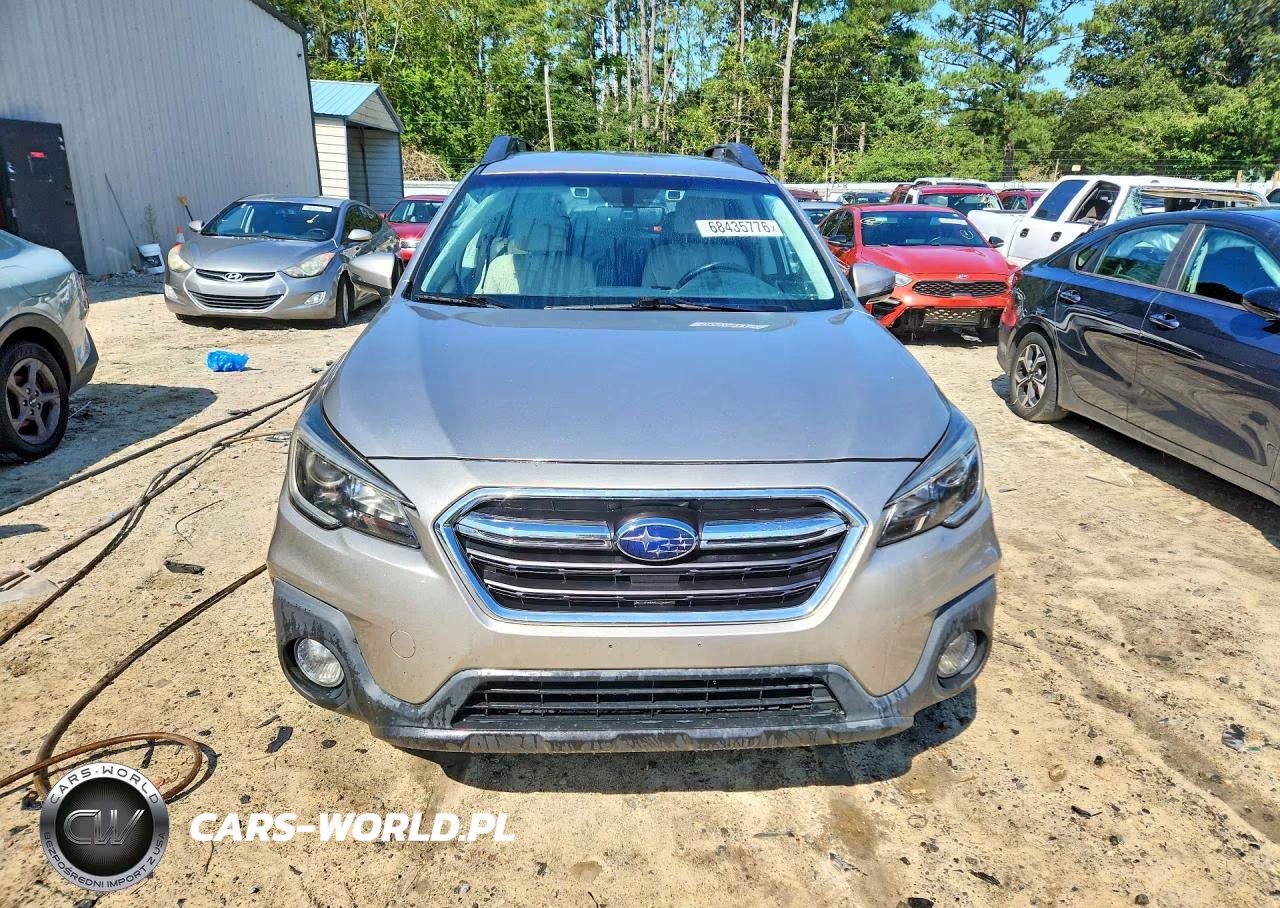 2018 Subaru Outback 2.5I Premium VIN:4S4BSAFC7J3297046 - 5