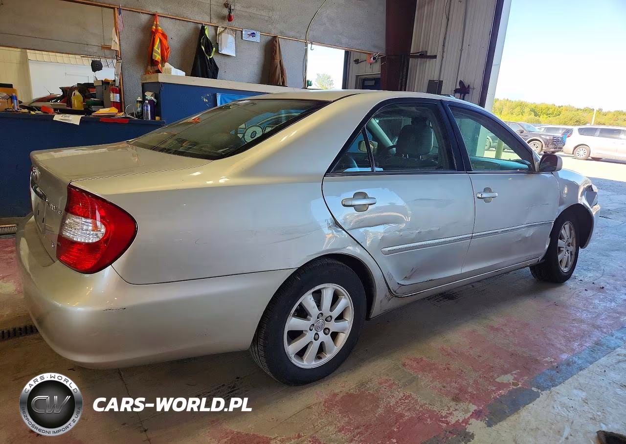 2004 Toyota Camry Xle V6 VIN:4T1BF32K34U574593 - 3