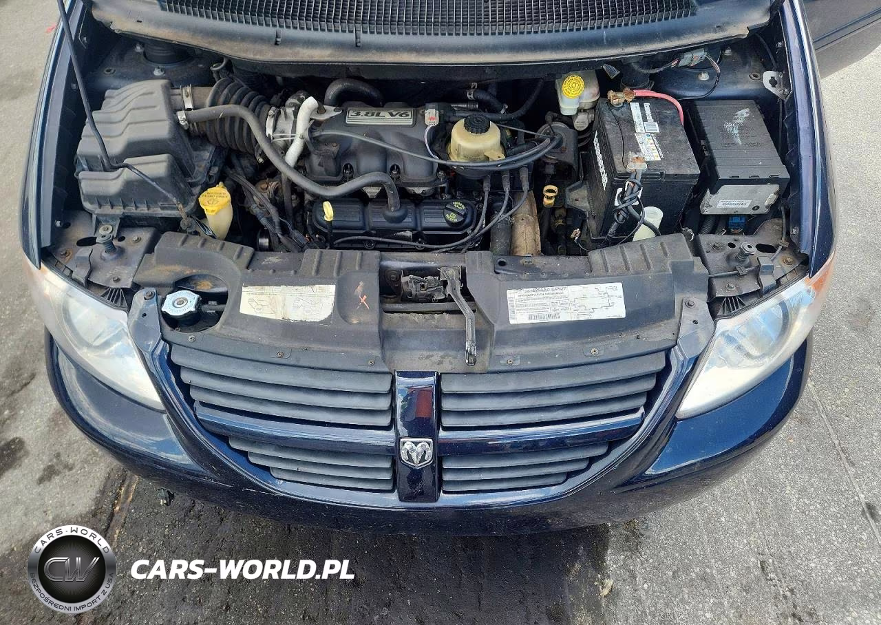 2007 Dodge Grand Caravan Sxt VIN:2D4GP44L67R131913 - 12