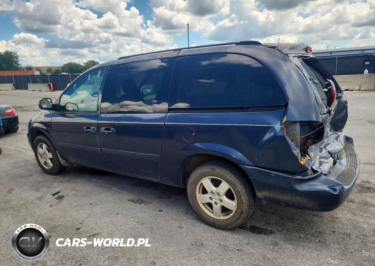 2007 Dodge Grand Caravan Sxt VIN:2D4GP44L67R131913 - 2
