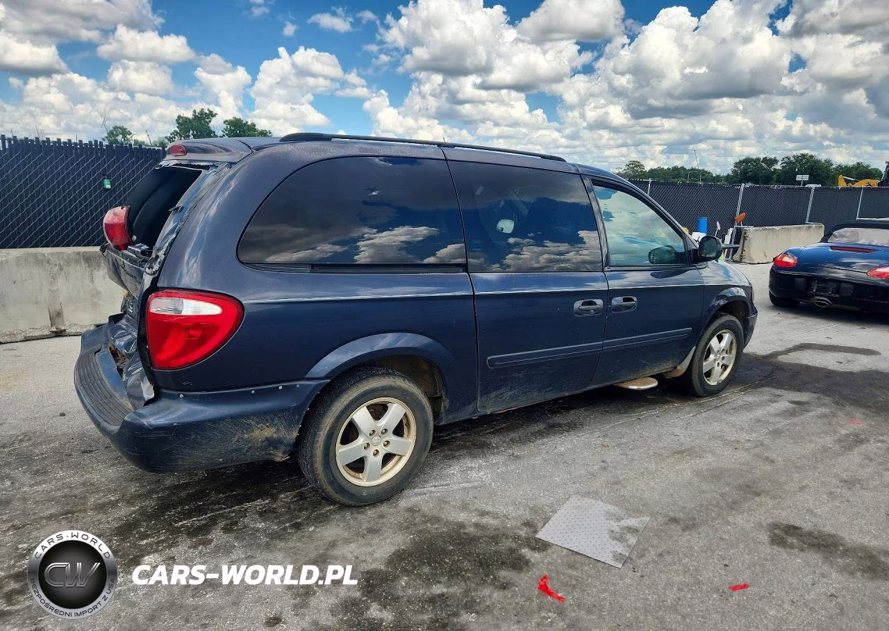 2007 Dodge Grand Caravan Sxt VIN:2D4GP44L67R131913 - 3