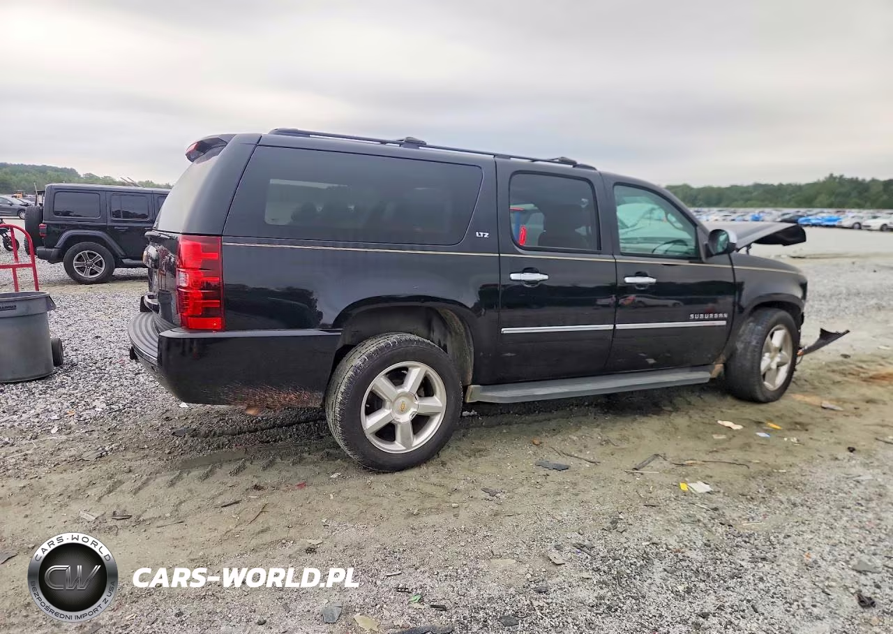 2013 Chevrolet Suburban C1500 Ltz VIN:1GNSCKE05DR237516 - 3