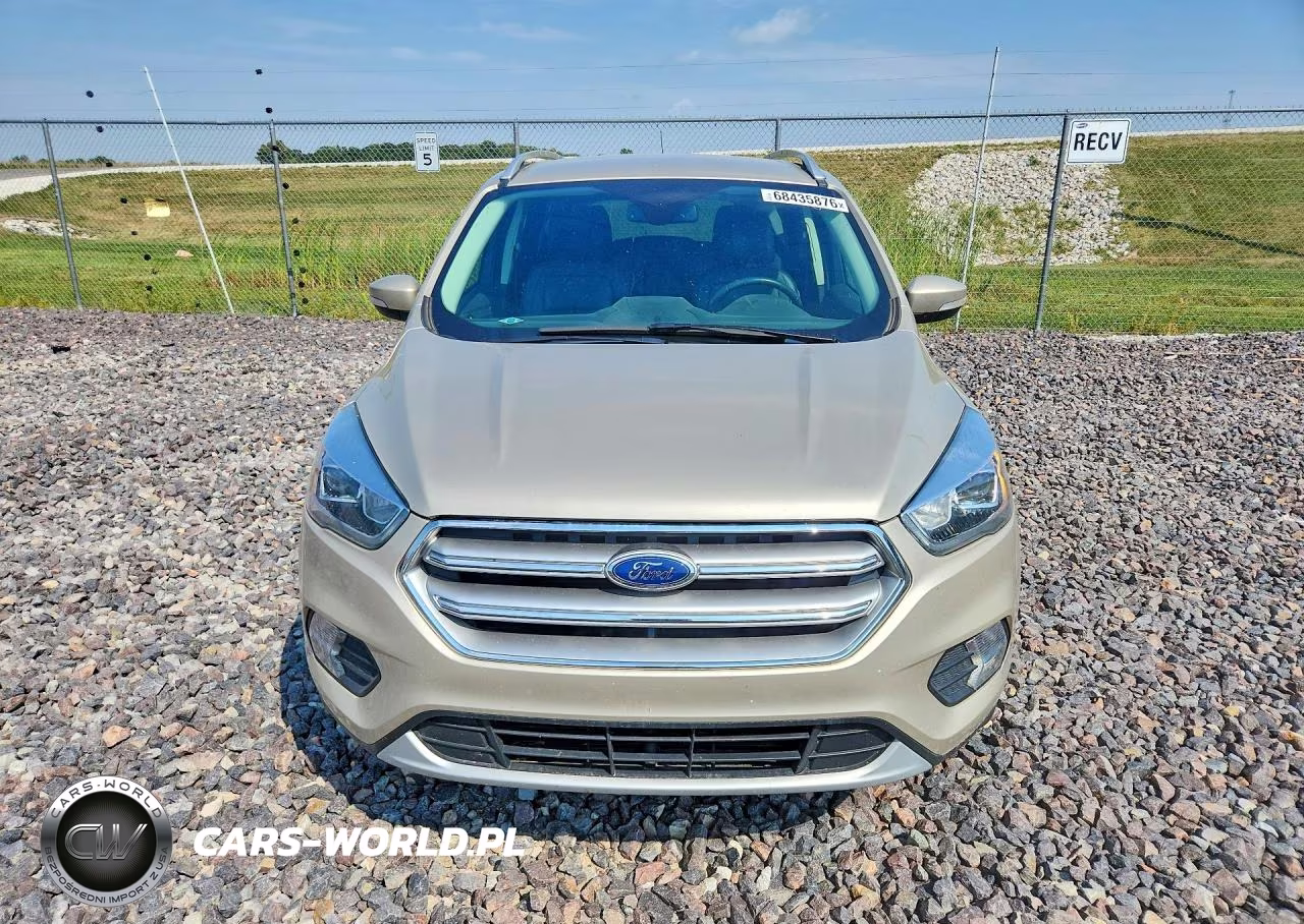 2017 Ford Escape Titanium VIN:1FMCU9JD1HUB78118 - 5