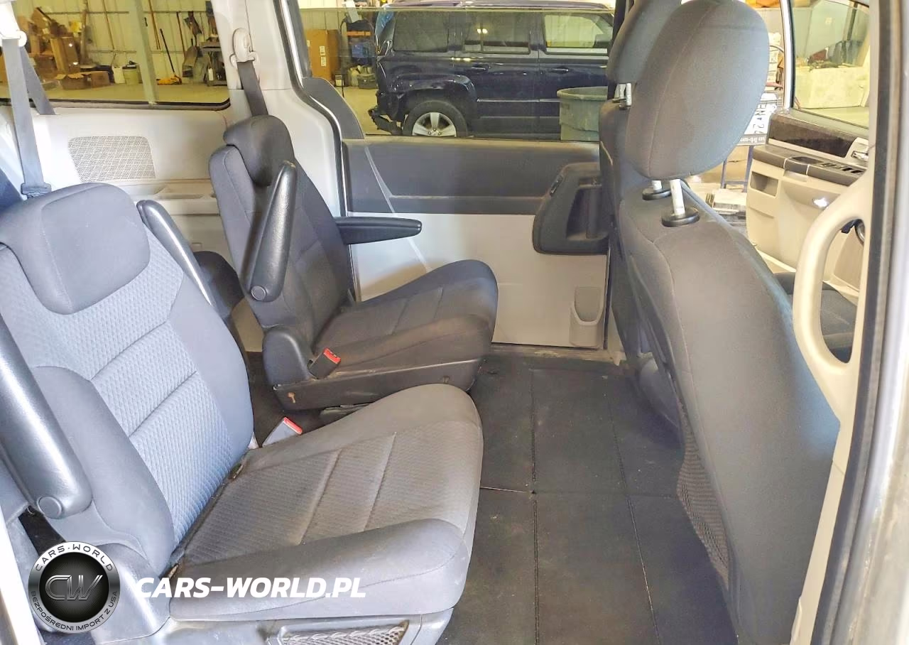 2010 Dodge Grand Caravan Sxt VIN:2D4RN5D12AR205399 - 11
