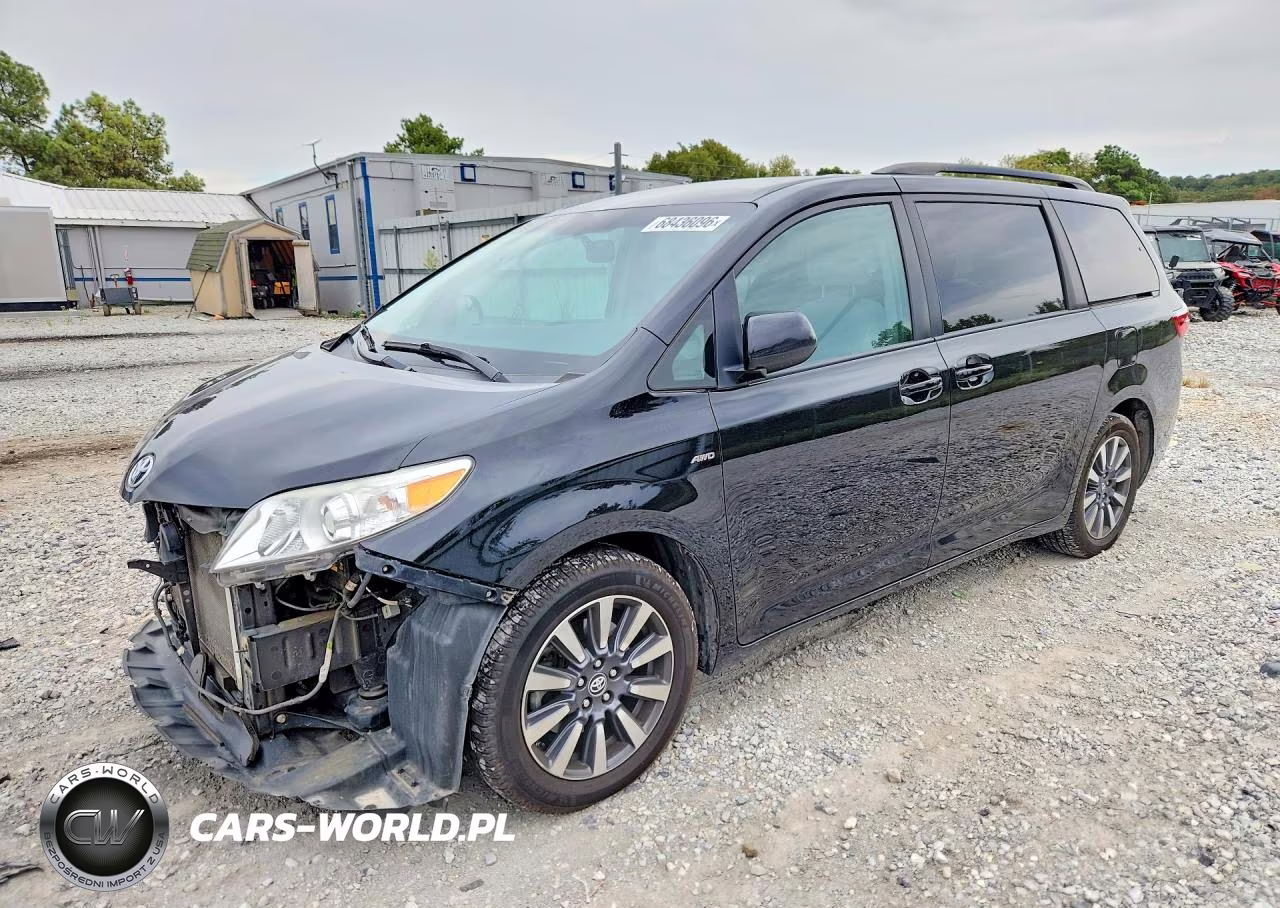 2017 Toyota Sienna Le VIN:5TDJZ3DC9HS179762 - 1