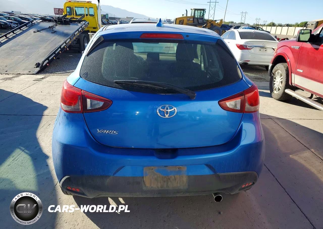 2020 Toyota Yaris Hatchback Le VIN:3MYDLBJV1LY702337 - 6