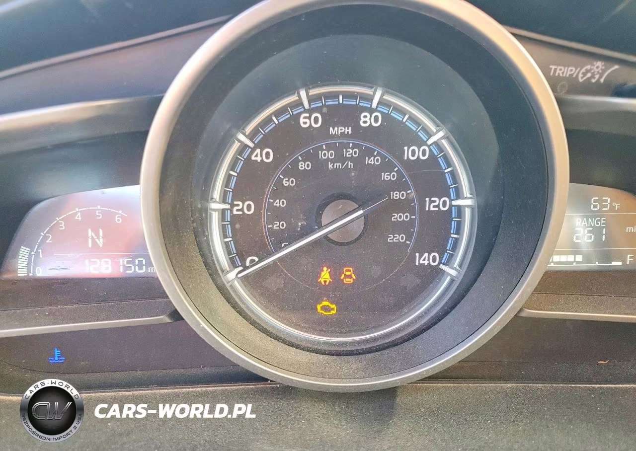 2020 Toyota Yaris Hatchback Le VIN:3MYDLBJV1LY702337 - 9