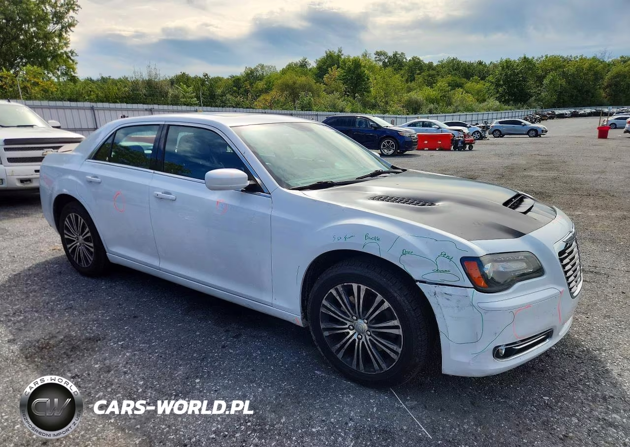 2014 Chrysler 300 S VIN:2C3CCAGG3EH144520 - 4