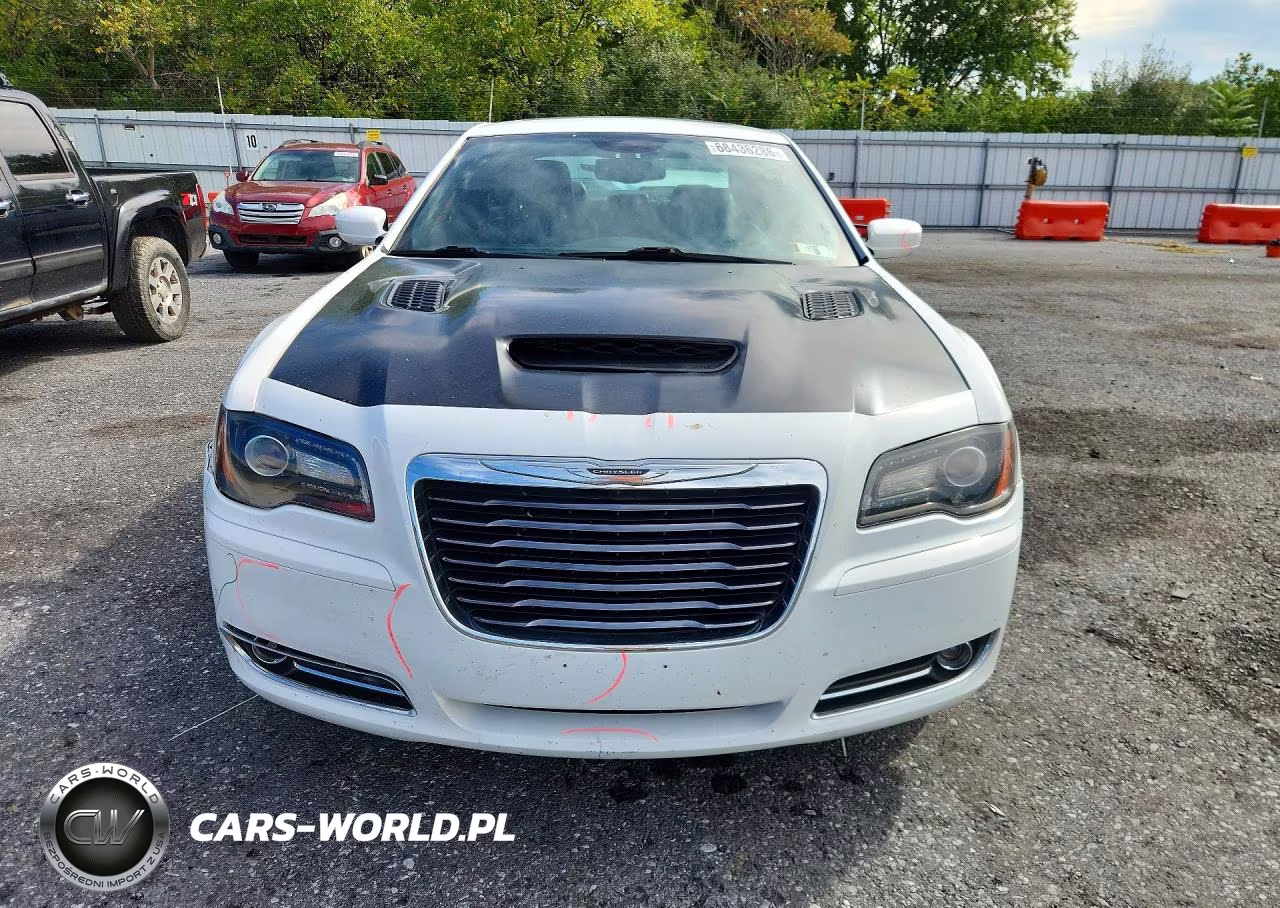 2014 Chrysler 300 S VIN:2C3CCAGG3EH144520 - 5