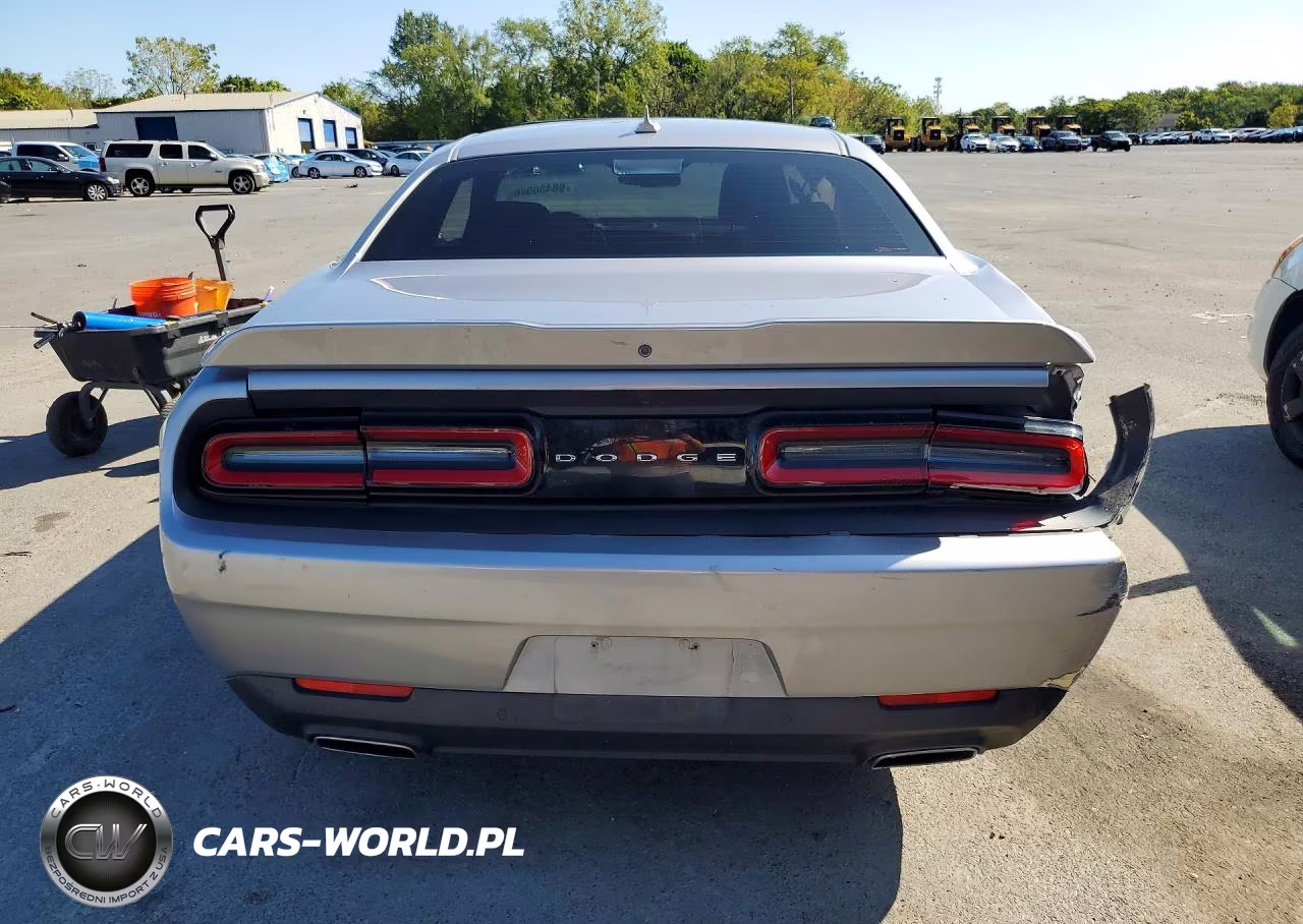 2015 Dodge Challenger Sxt Plus VIN:2C3CDZBGXFH913275 - 6