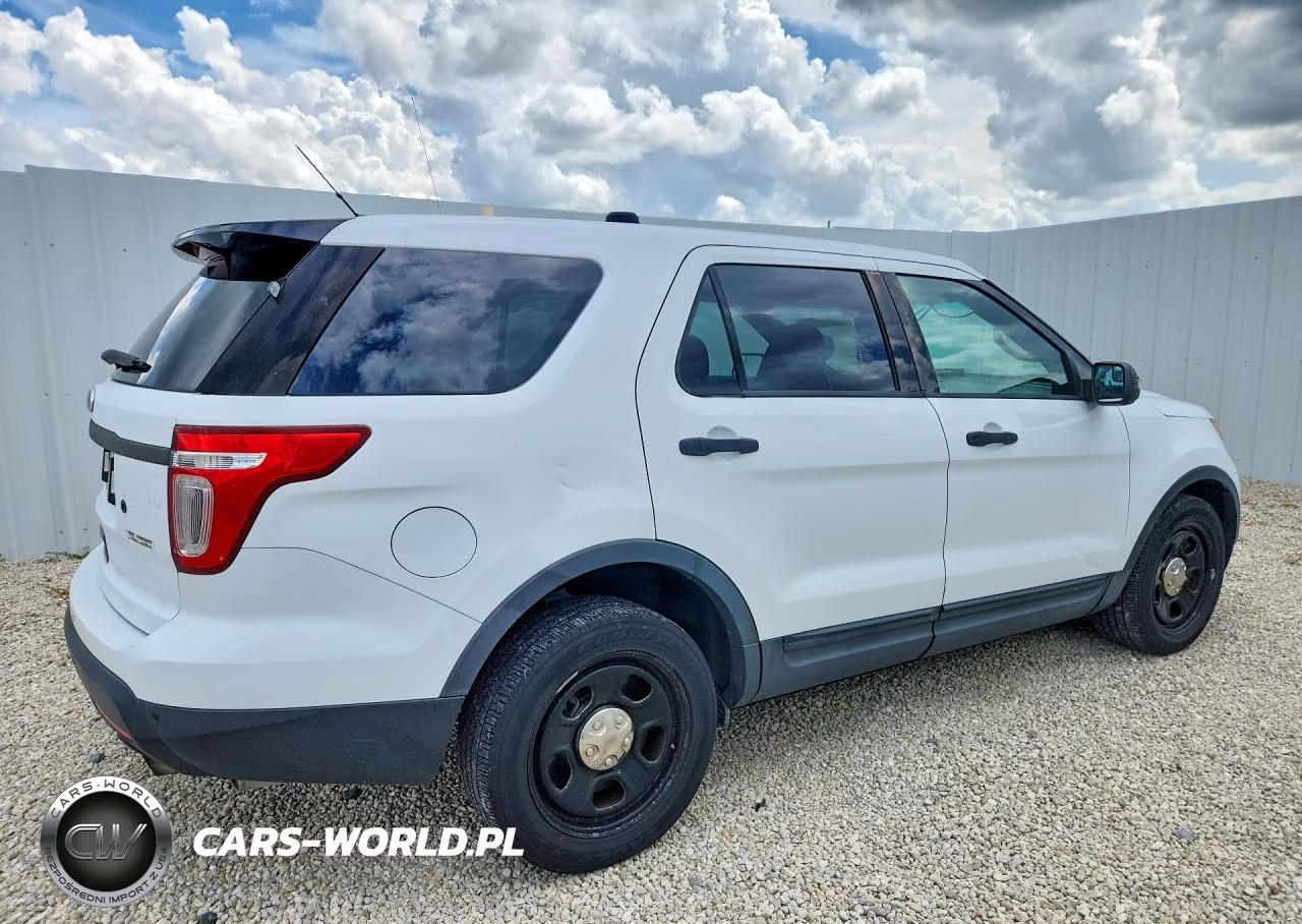 2015 Ford Explorer Police Interceptor VIN:1FM5K8AR5FGA66292 - 3