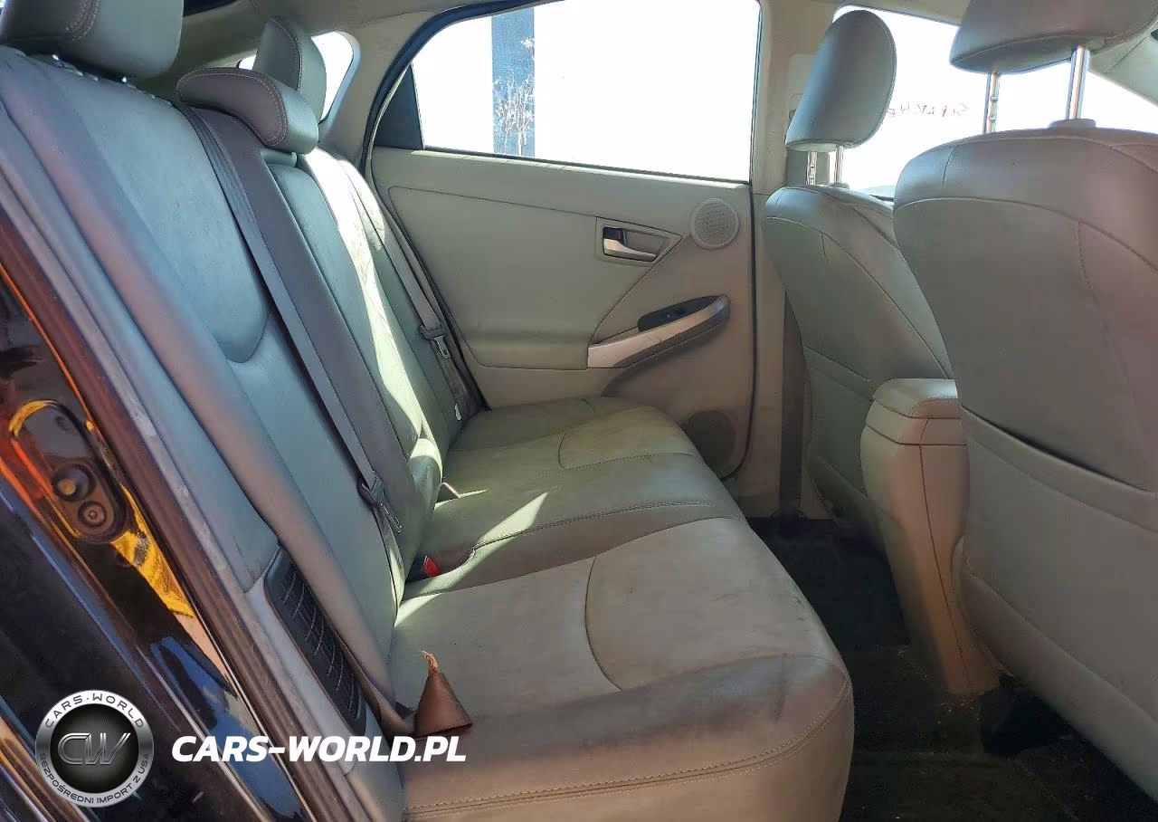 2013 Toyota Prius Four VIN:JTDKN3DU9D5650222 - 10