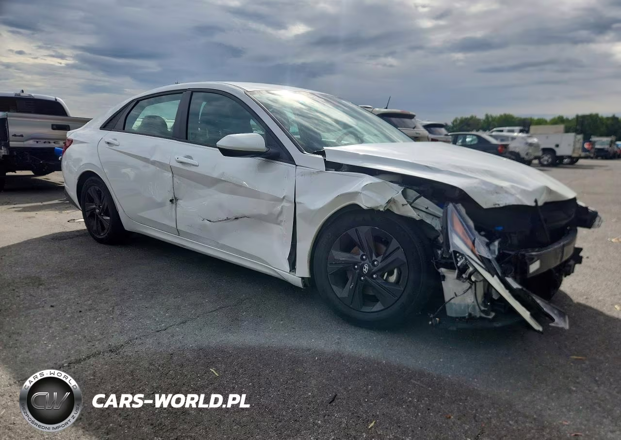 2022 Hyundai Elantra Sel VIN:5NPLS4AG5NH055662 - 4