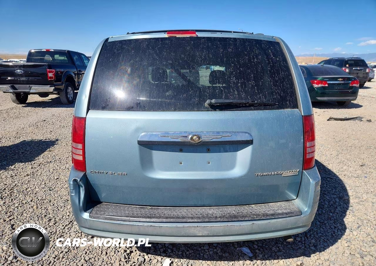 2010 Chrysler Town & Country Touring VIN:2A4RR5D16AR306831 - 6