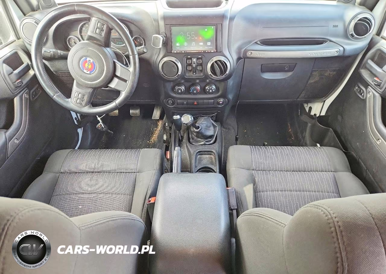 2012 Jeep Wrangler Unlimited Sport VIN:1C4BJWDG4CL282887 - 8