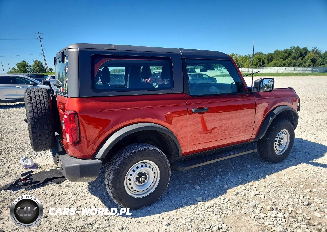 2022 Ford Bronco Base VIN:1FMDE5AP1NLB09516 - 3
