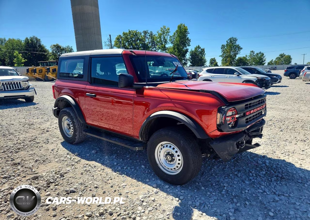 2022 Ford Bronco Base VIN:1FMDE5AP1NLB09516 - 4