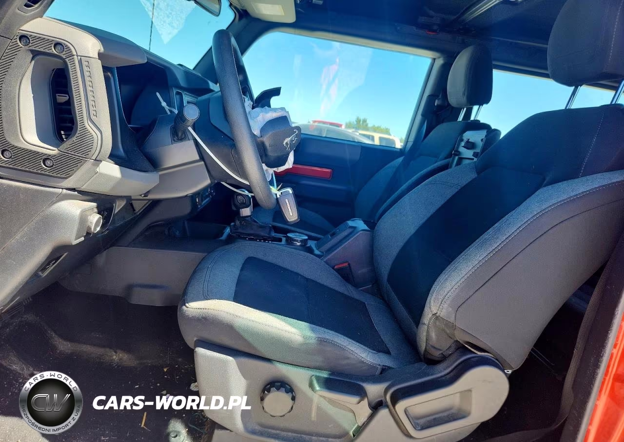 2022 Ford Bronco Base VIN:1FMDE5AP1NLB09516 - 7