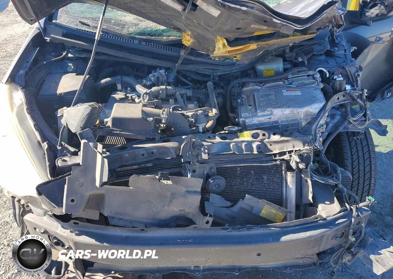 2012 Toyota Prius C Four VIN:JTDKDTB3XC1520789 - 11