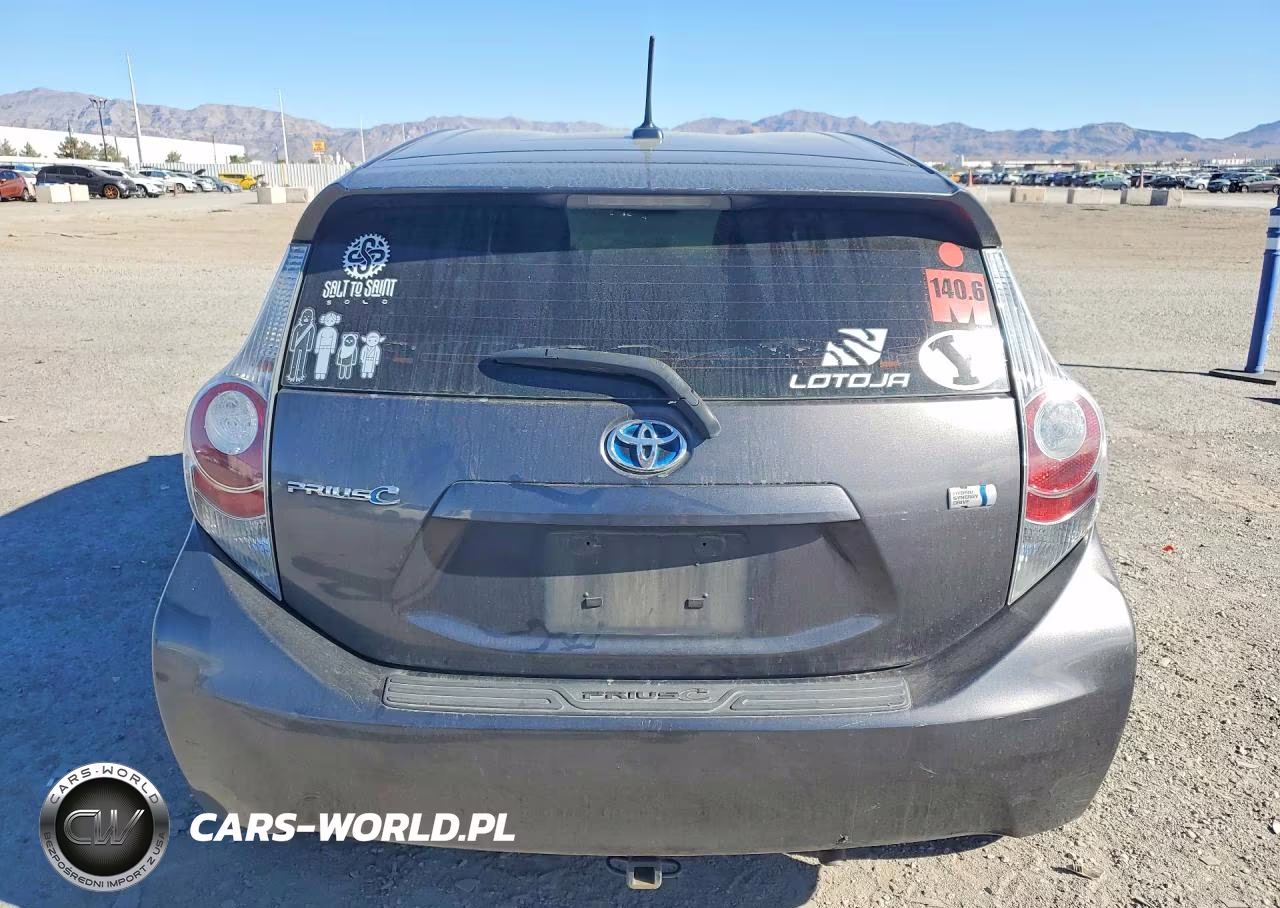2012 Toyota Prius C Four VIN:JTDKDTB3XC1520789 - 6