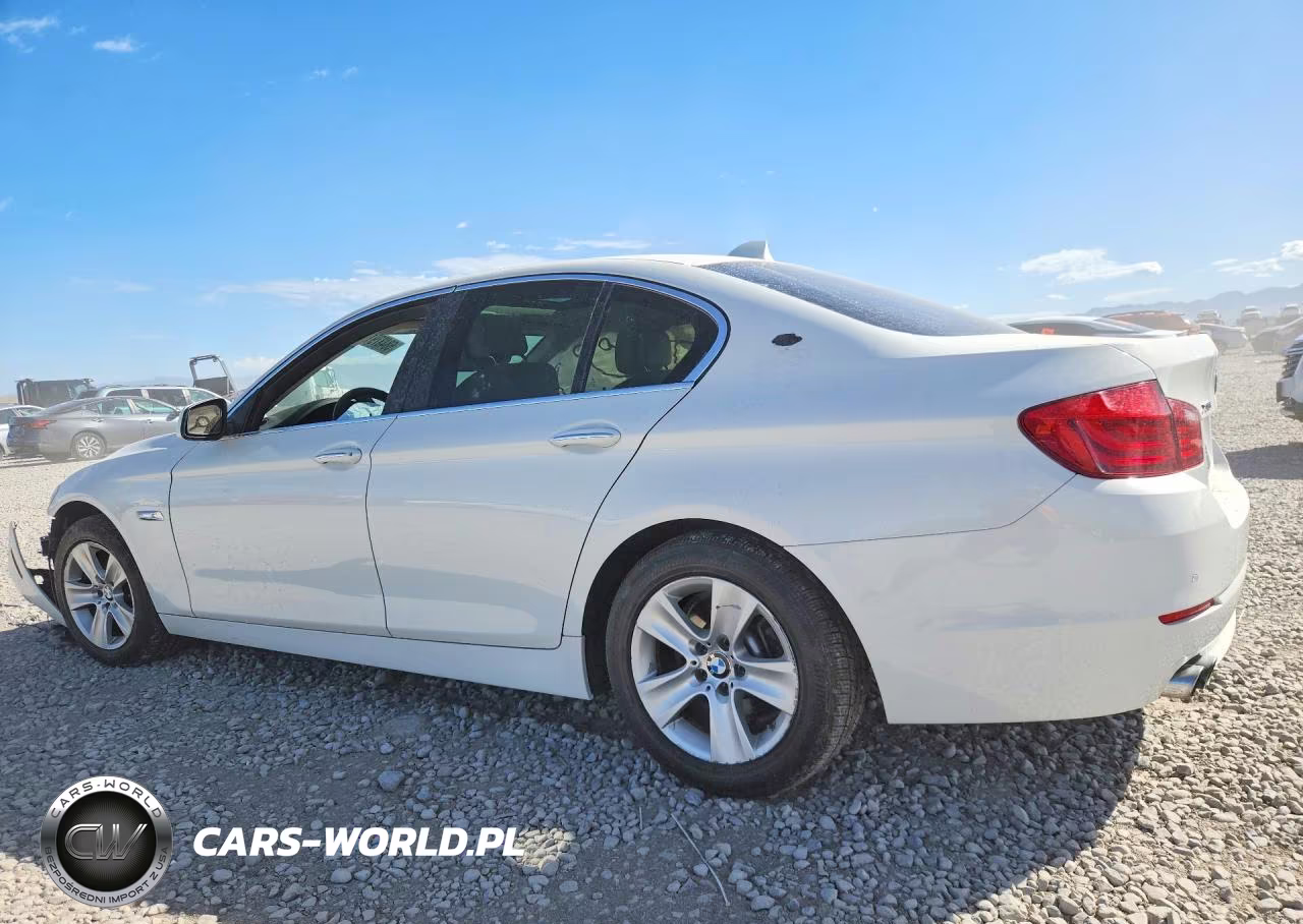 2013 BMW 528 Xi VIN:WBAXH5C50DD112062 - 2
