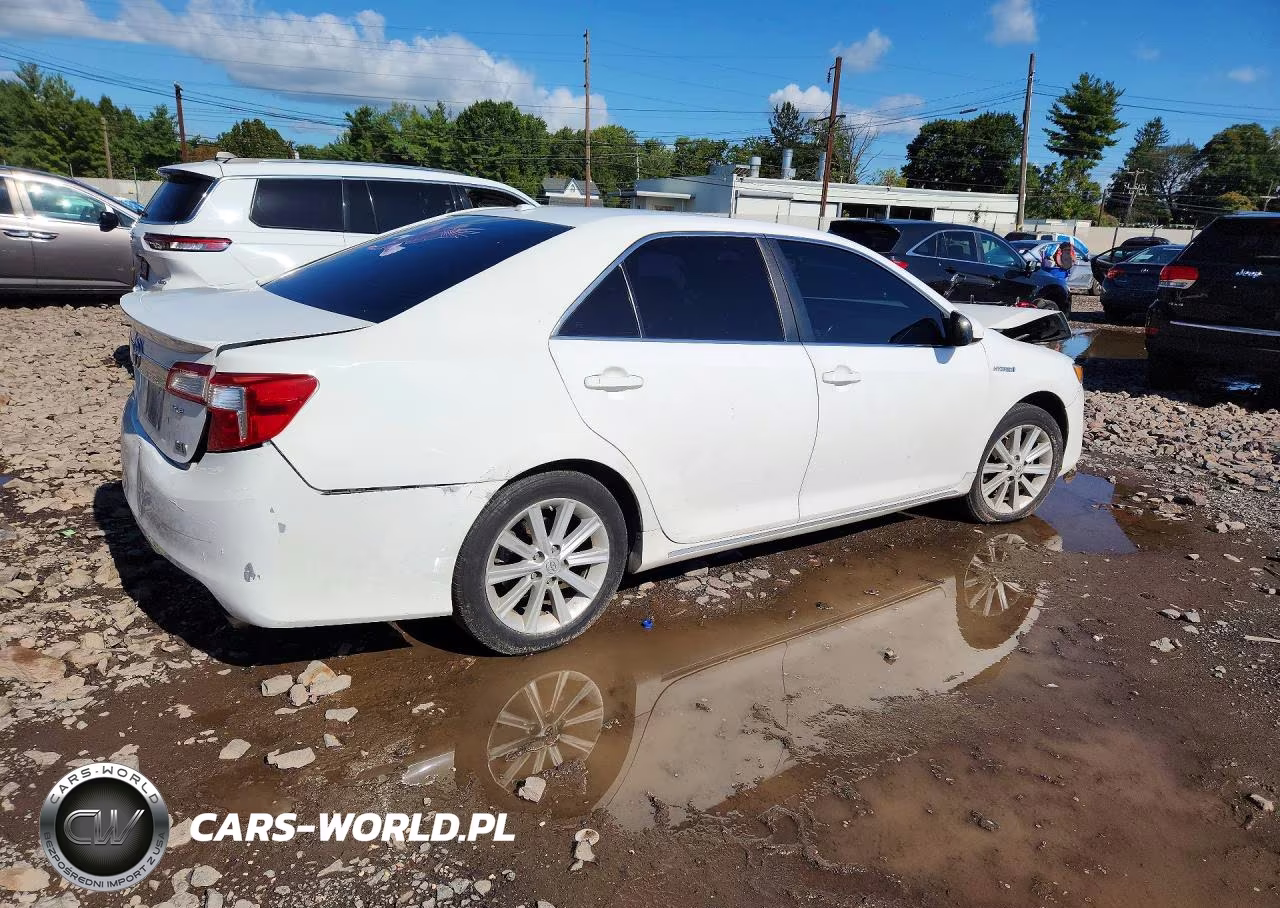 2013 Toyota Camry Hybrid Xle VIN:4T1BD1FK3DU090363 - 3