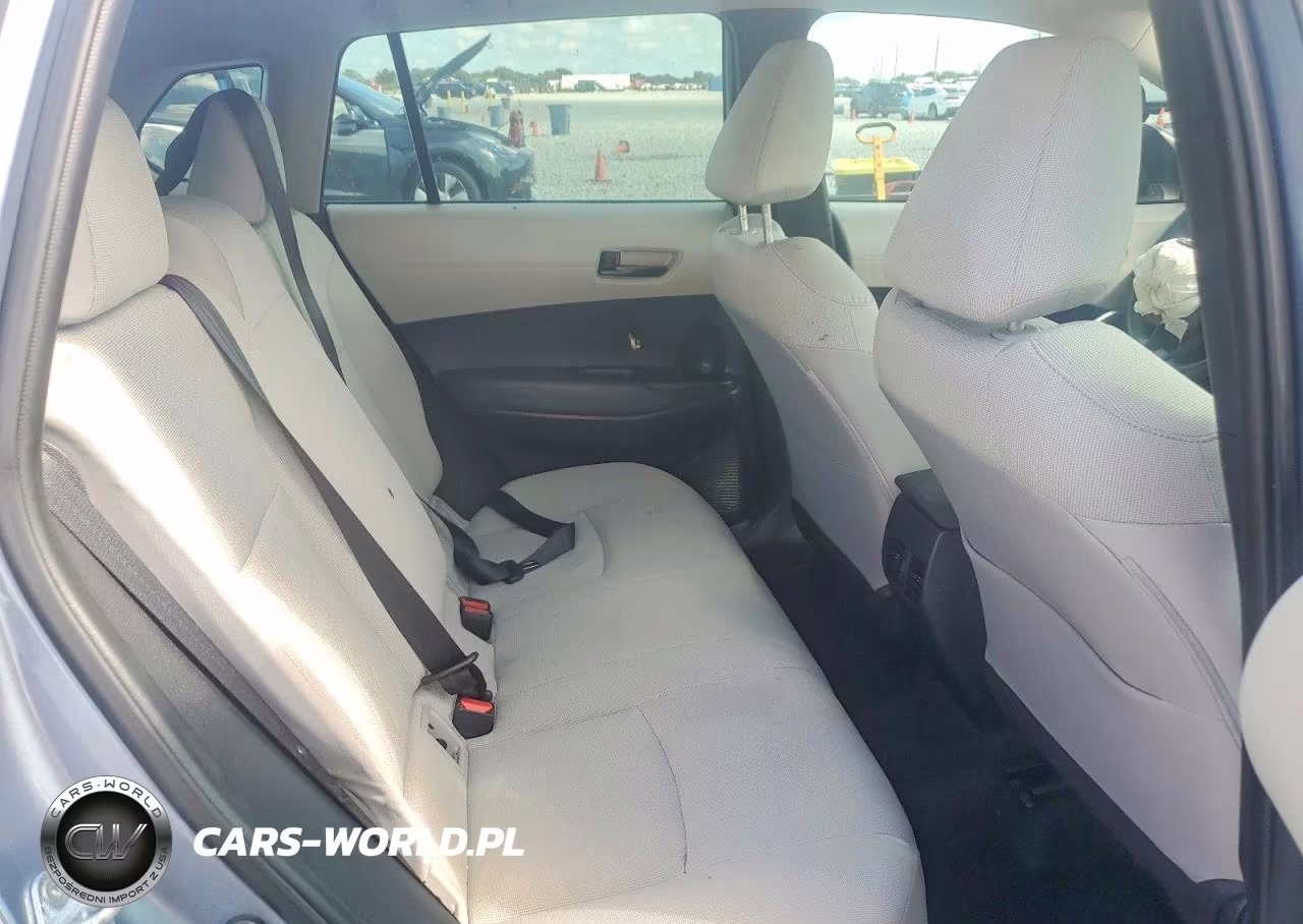 2023 Toyota Corolla Cross L VIN:7MUAAAAG9PV039329 - 10