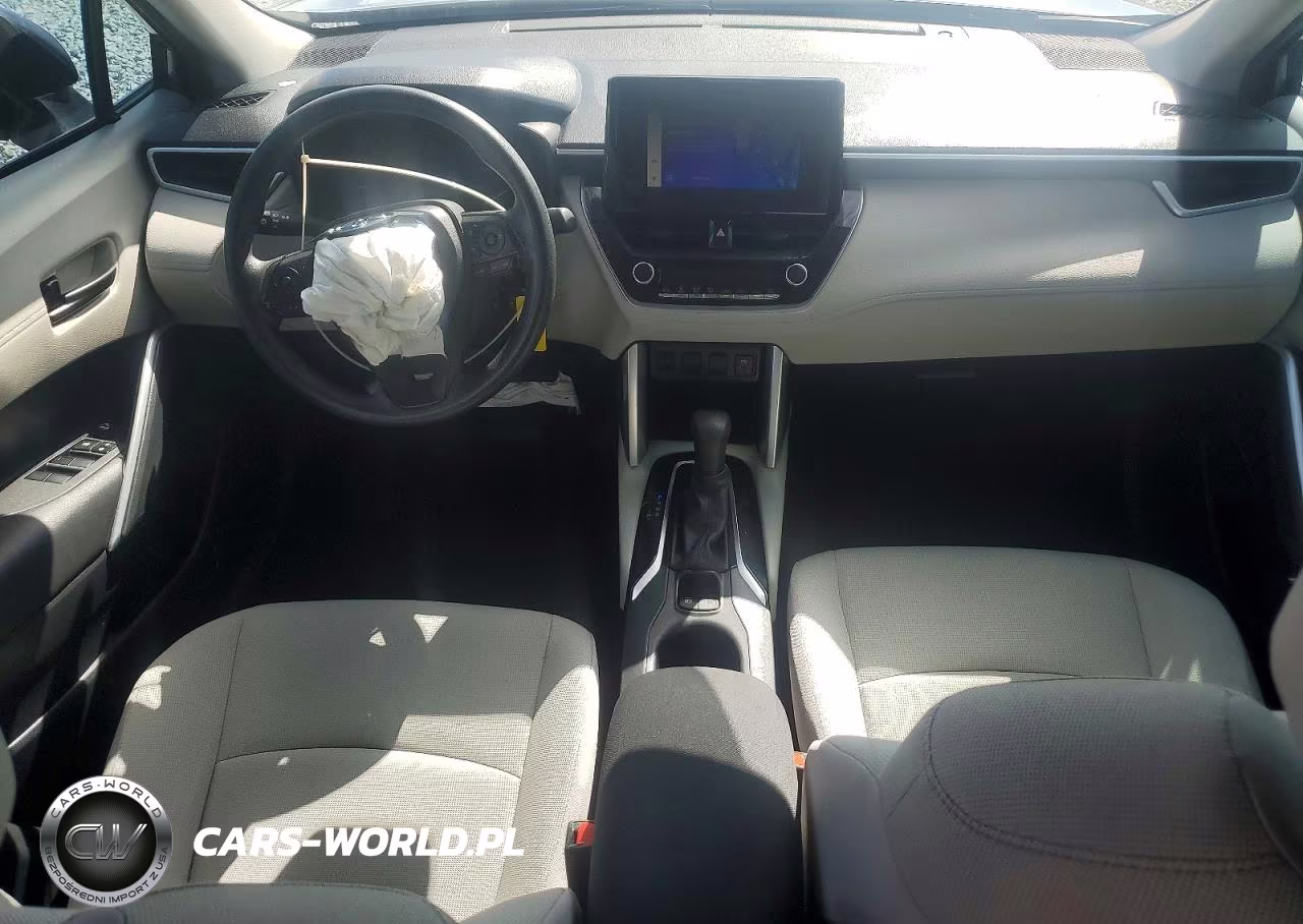 2023 Toyota Corolla Cross L VIN:7MUAAAAG9PV039329 - 8