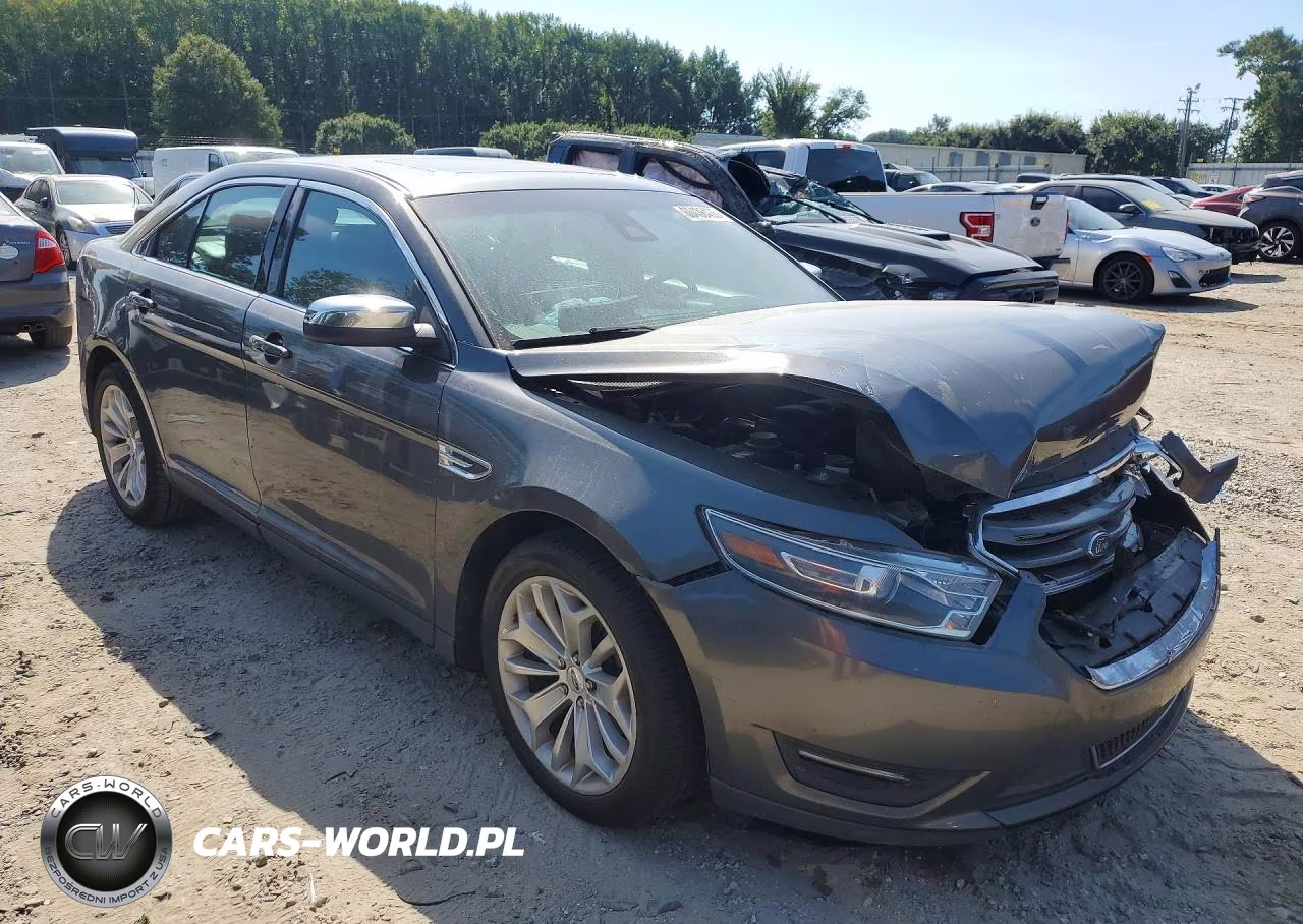 2019 Ford Taurus Limited VIN:1FAHP2F80KG118069 - 4