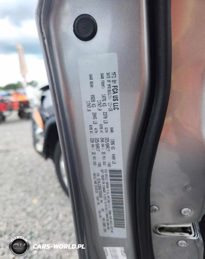 2019 Jeep Compass Latitude VIN:3C4NJCBB9KT655024 - 12