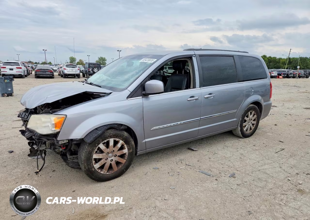 2013 Chrysler Town & Country Touring