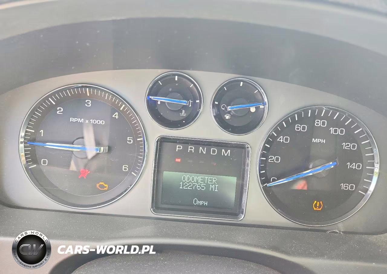 2008 Cadillac Escalade Luxury VIN:1GYFK63878R234324 - 9