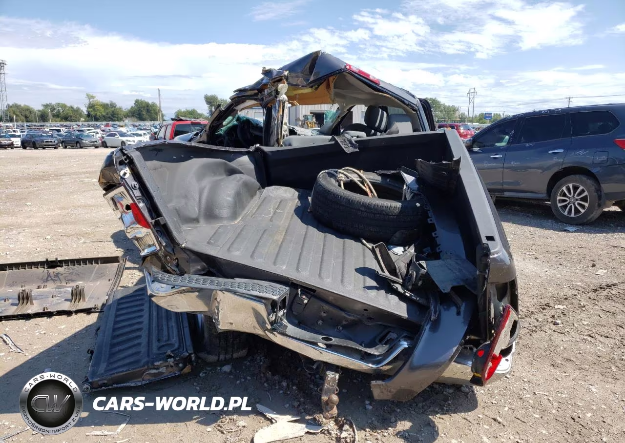 2019 Ram 1500 Classic Tradesman VIN:1C6RR6FG6KS677363 - 6