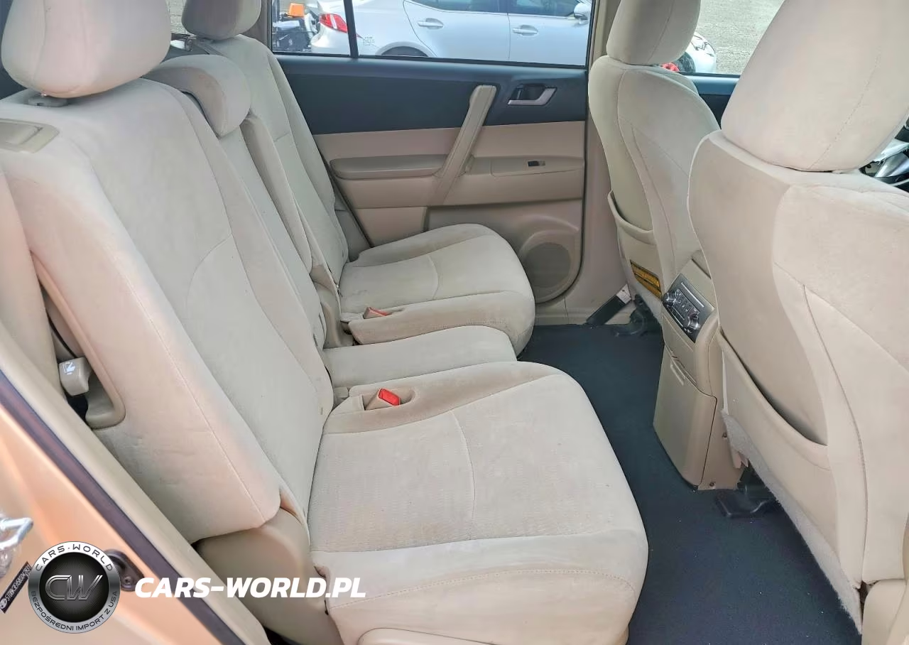 2011 Toyota Highlander Base VIN:5TDBK3EH5BS042831 - 11