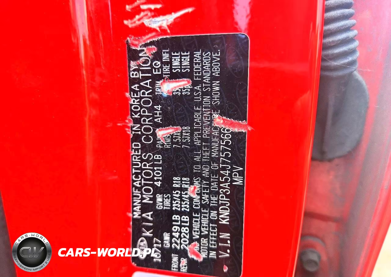 2018 Kia Soul + VIN:KNDJP3A54J7575660 - 12