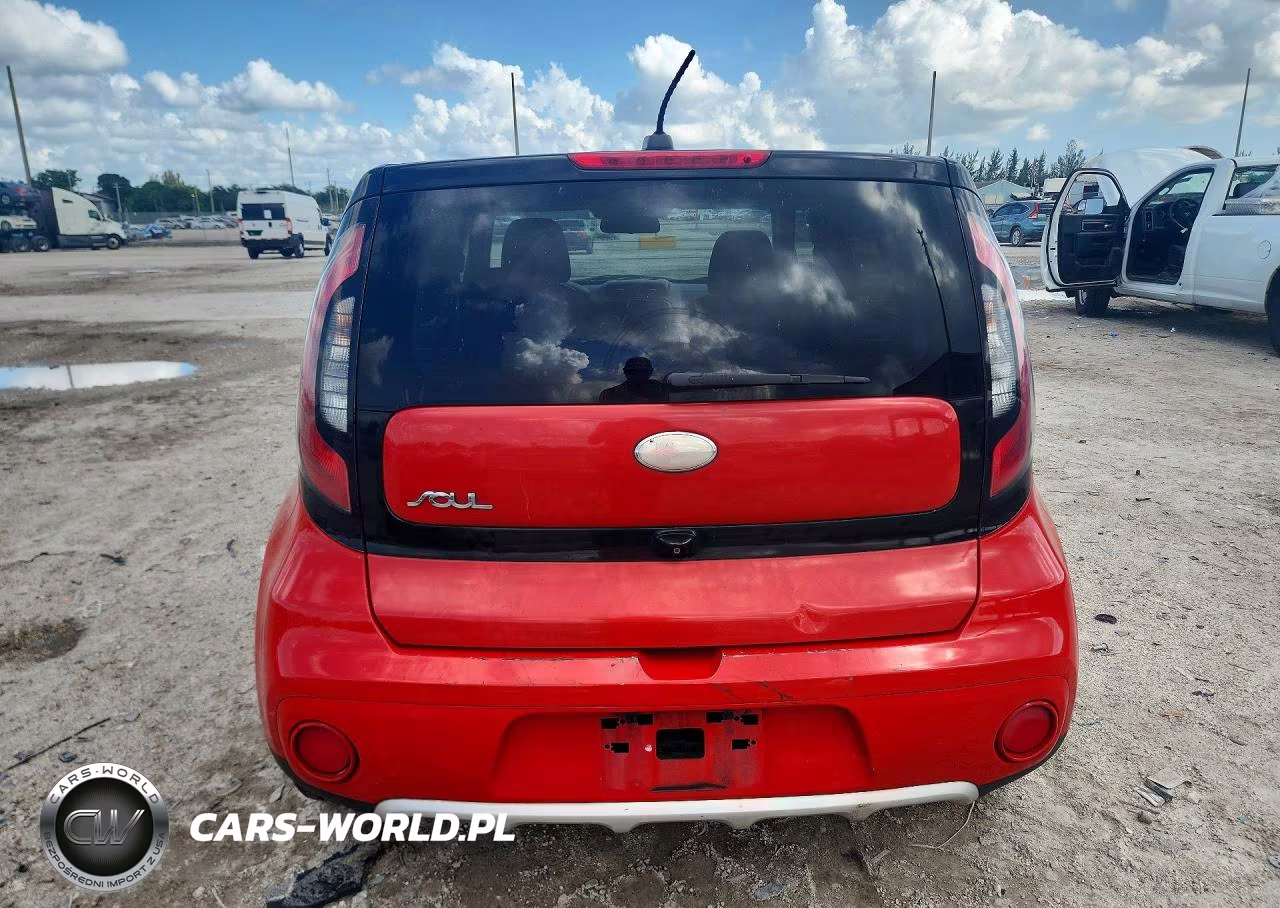 2018 Kia Soul + VIN:KNDJP3A54J7575660 - 6