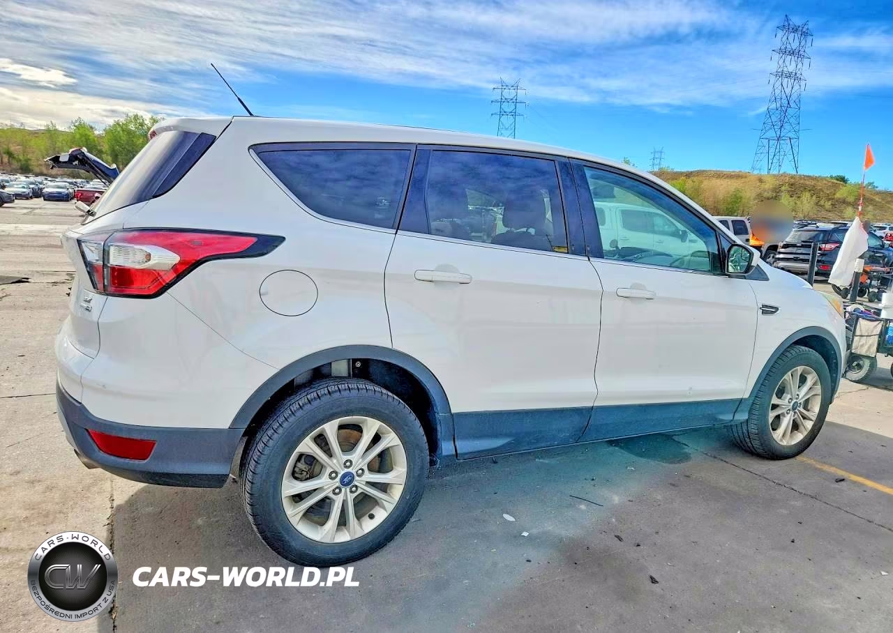 2017 Ford Escape Se VIN:1FMCU9GD9HUC34474 - 3