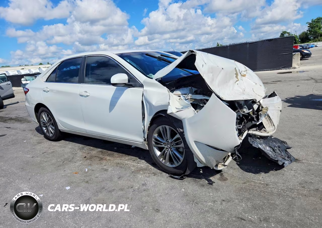 2017 Toyota Camry Se VIN:4T1BF1FK4HU296405 - 4