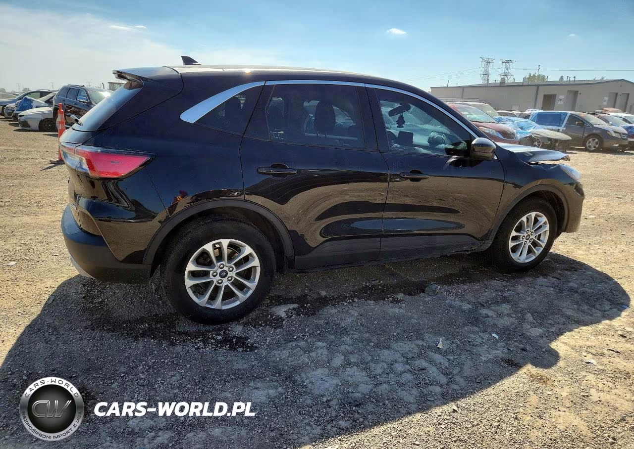 2020 Ford Escape Se VIN:1FMCU0G62LUC08823 - 3